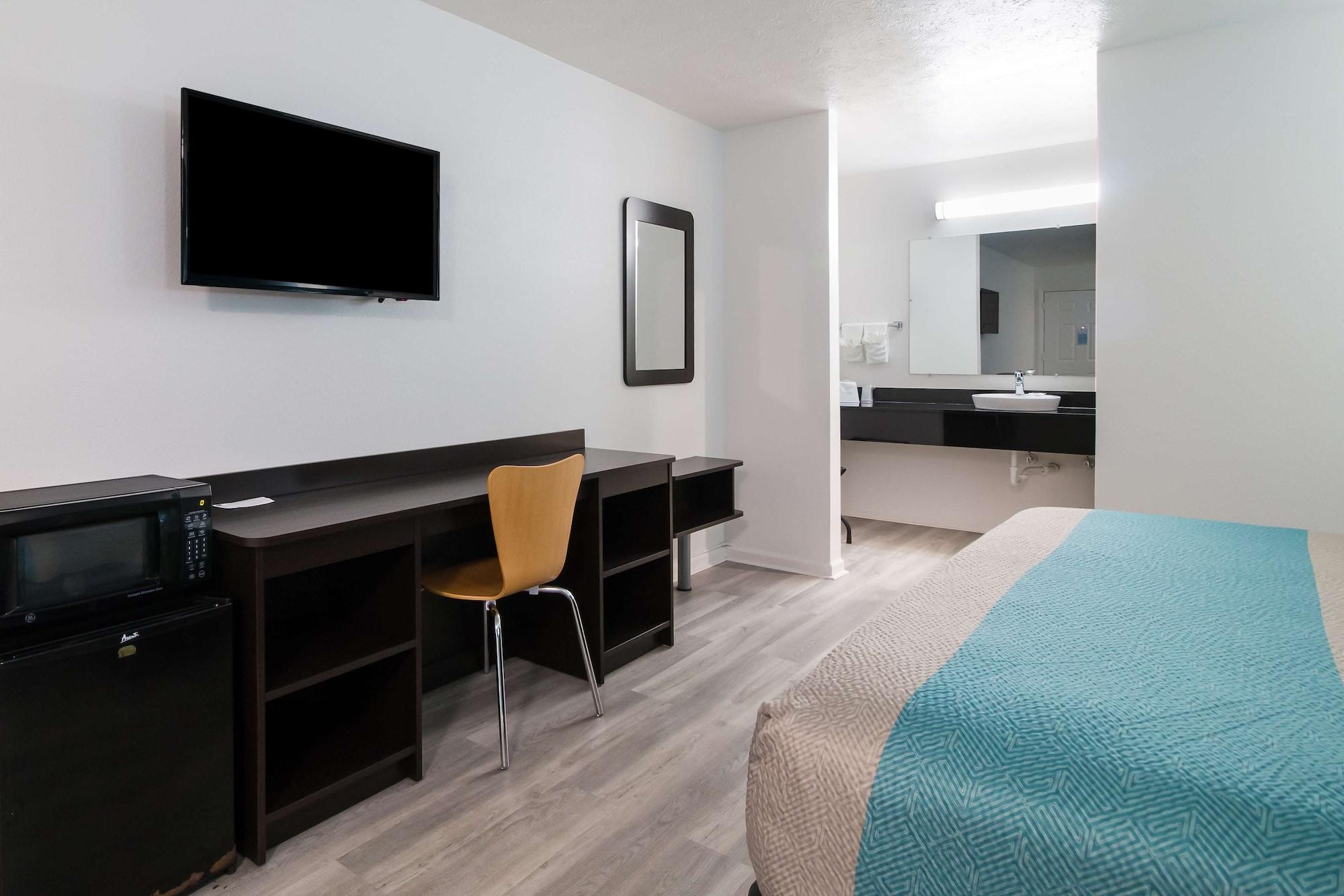 Motel 6-Metropolis, Il Exteriér fotografie