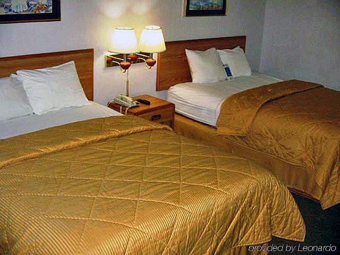 Motel 6-Metropolis, Il Exteriér fotografie
